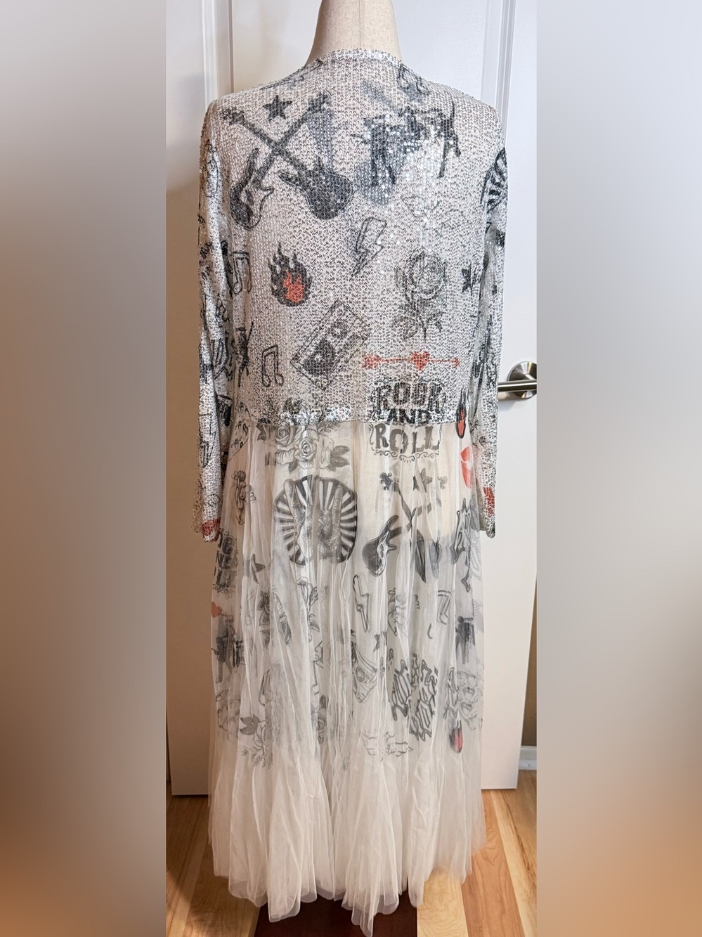 🆕 Origami Designer Rock & Roll White Silver Red Sequin SheerTulle Long Duster - Picture 4 of 10